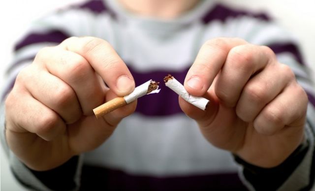 Η απλή και αποτελεσματική λύση για να κόψετε το κάπνισμα – Μειώνει την επιθυμία για τσιγάρο σε 5′
