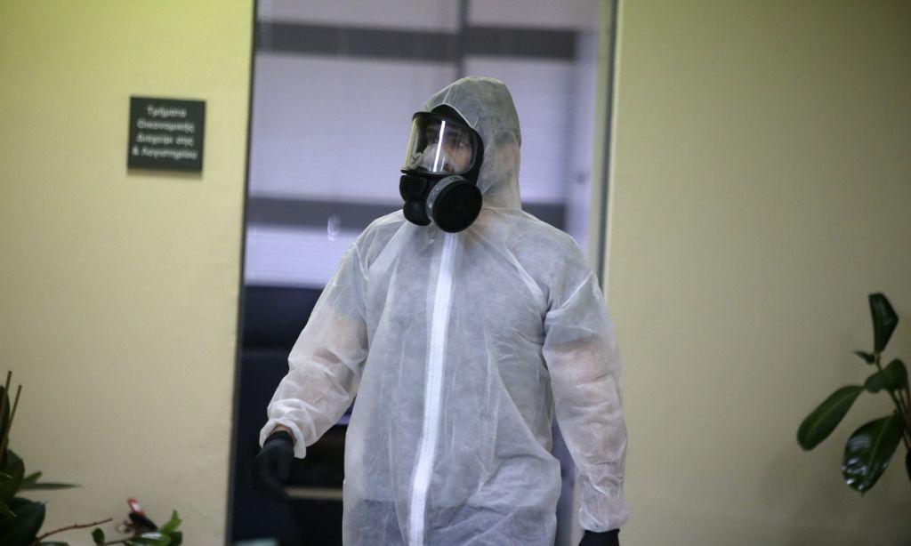 Σε αυξημένη ετοιμότητα η Ελλάδα για τον ιό Έμπολα – Τι συζητήθηκε στη σύσκεψη του ΕΟΔΥ