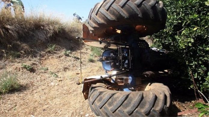 Νεκρός 75χρονος σε αγροτικό δυστύχημα στις Αμουργέλλες – Τον καταπλάκωσε το τρακτέρ του