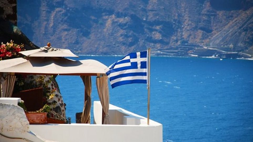 Ελληνικός τουρισμός: Πώς αρχίζει να…σπάει τα όρια του καλοκαιριού