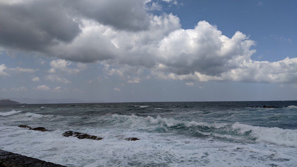 Υψηλές θερμοκρασίες σήμερα στην Κρήτη, αλλά και άνεμοι μέχρι 7 μποφόρ