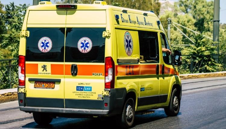 Ηράκλειο: Τροχαίο με παράσυρση πεζού – Στο ΠΑΓΝΗ άνδρας με τραύματα