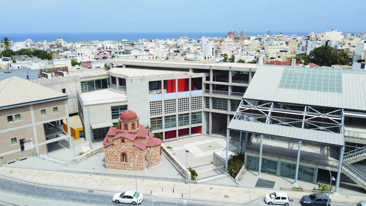 “Βόμβα” η απένταξη για το Πολιτιστικό Συνεδριακό Κέντρο Ηρακλείου – Η ΔΕΠΑΝΑΛ οφείλει να επιστρέψει 11,8εκ. ευρώ