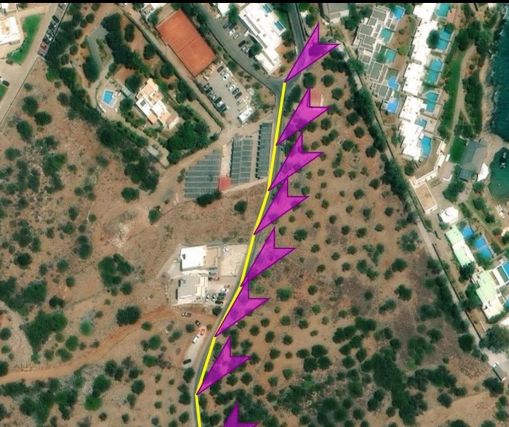 Η Ελούντα των 5 αστέρων και της εγκατάλειψης