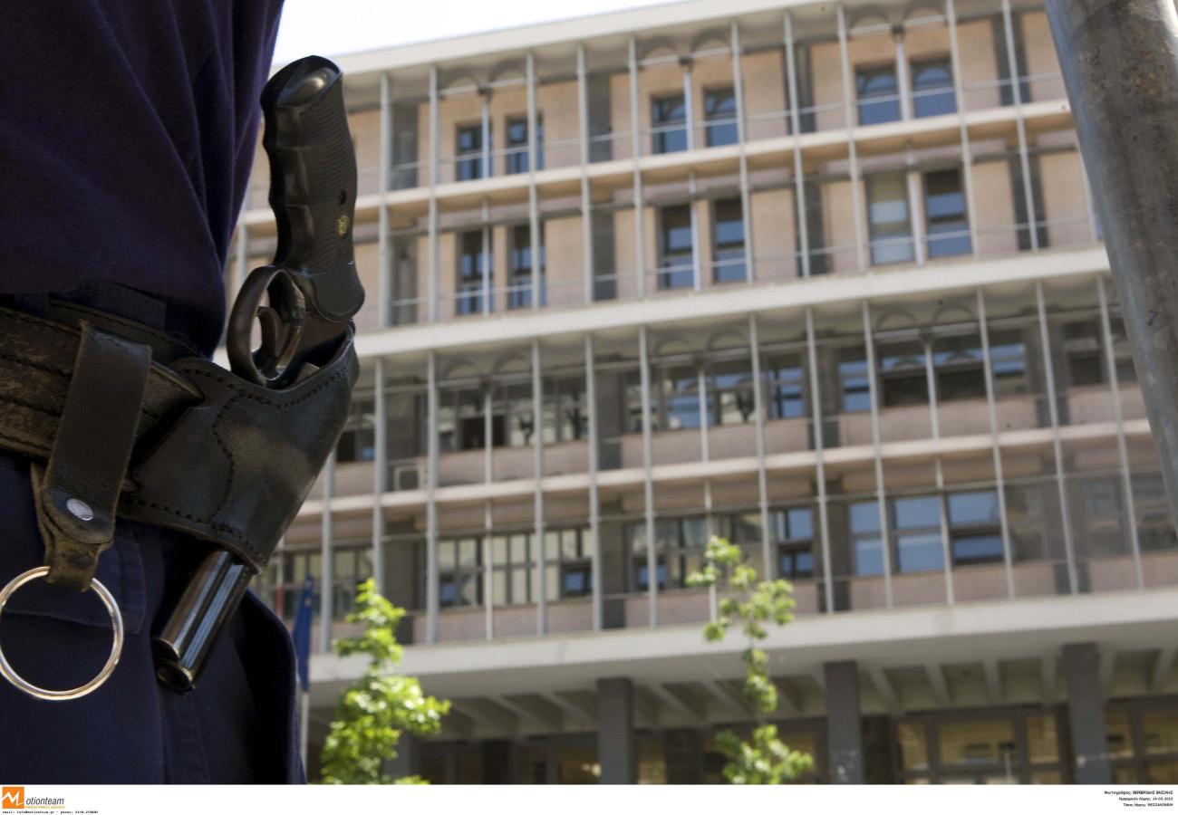 Θεσσαλονίκη: Στον εισαγγελέα οι 28 της ακροδεξιάς οργάνωσης που διέπραττε ληστείες και βιαιοπραγίες
