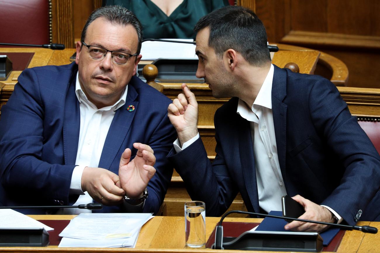 ΣΥΡΙΖΑ, Νέα Αριστερά και ανεξάρτητοι: Συμφωνούν αλλά δεν κινούνται για κοινή πρόταση προανακριτικής για Καραμανλή