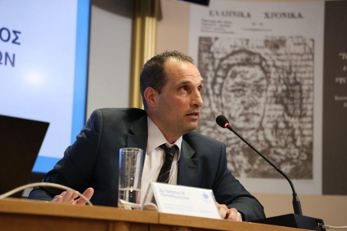 Παπαδημητρίου για τα γκαζάκια έξω από το σπίτι του: «Τα κέντρα εξουσίας να ξέρουν δεν θα λυγίσω»