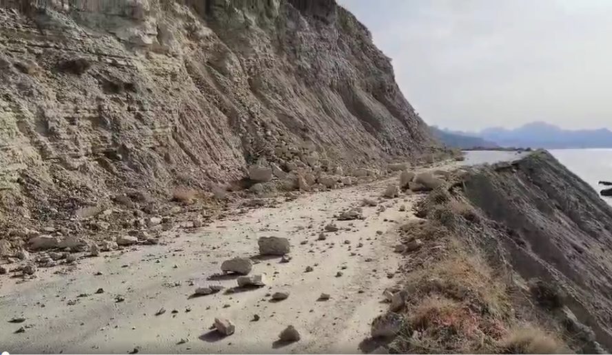 Κατολίσθηση στα Τέρτσα μετά τον ισχυρό σεισμό (photos -video)
