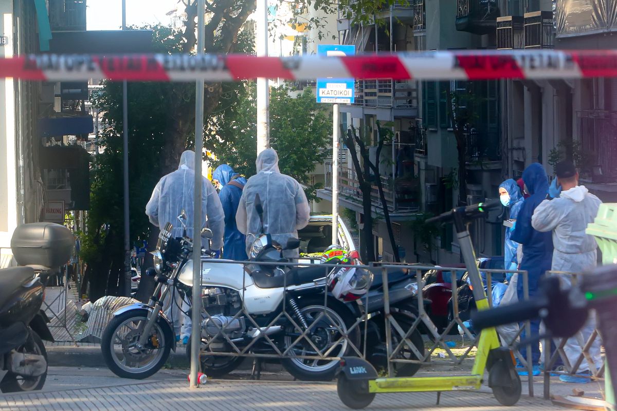 Τραγικό φινάλε στη Θεσσαλονίκη: Η γυναίκα που τοποθέτησε τη βόμβα επέστρεψε να ελέγξει το φιτίλι και σκοτώθηκε