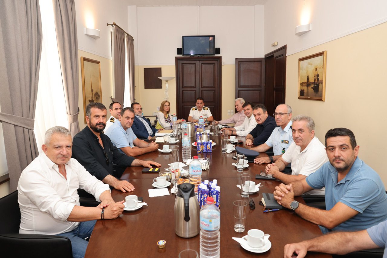 Σύσκεψη για στο Ηράκλειο: Προτάθηκε εγκατάσταση συνεταιριστικής οργάνωσης για προσωρινή φιλοξενία μεταναστών