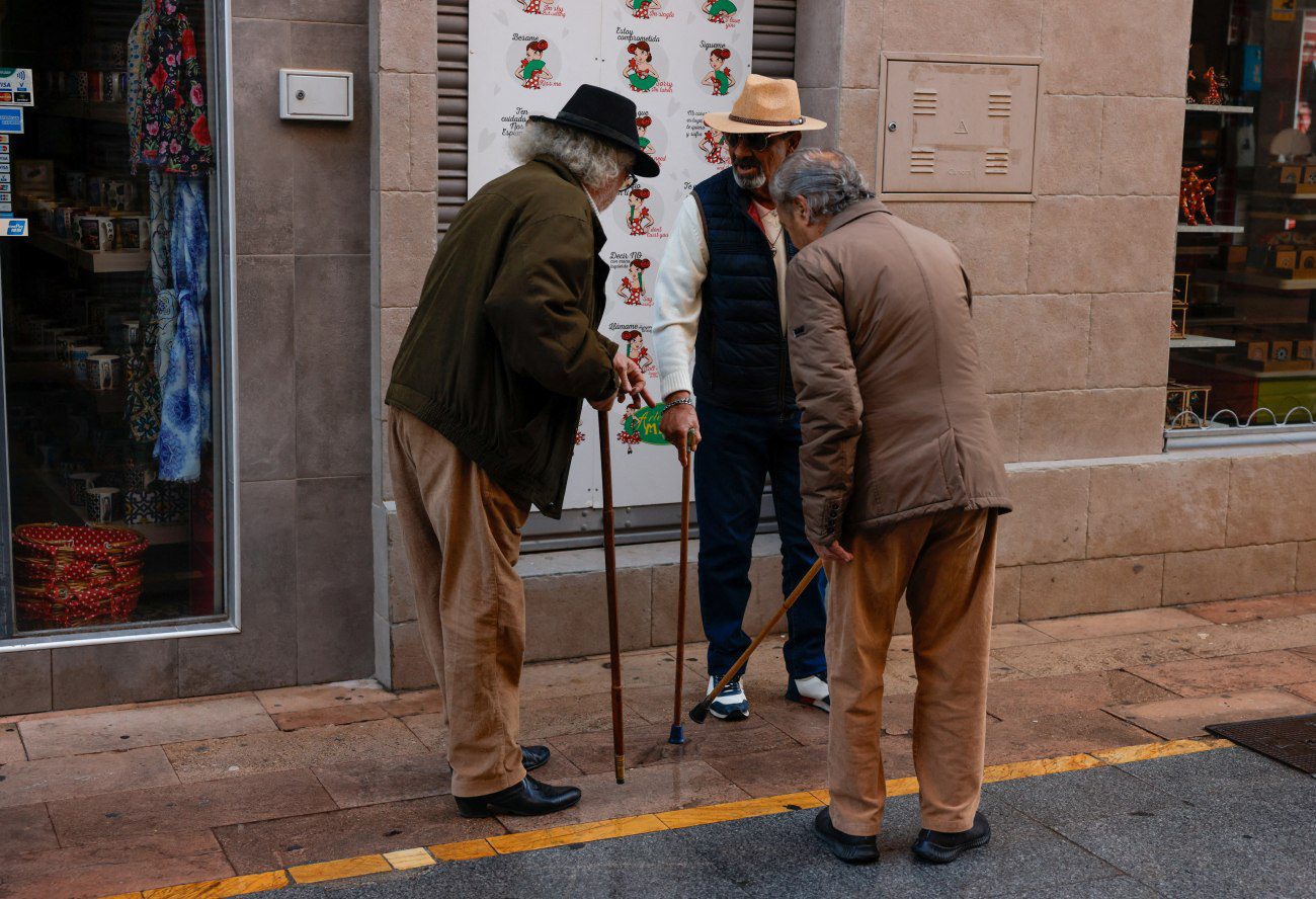Ευρώπη: Καλπάζει η οικονομική επισφάλεια στους συνταξιούχους – Η κατάσταση στην Ελλάδα