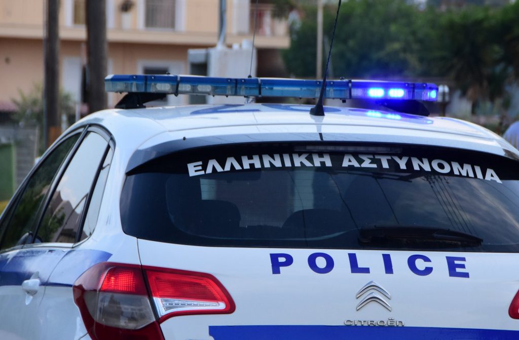 Κρήτη: 79χρονη έπεσε θύμα απάτης – Γυναίκα προσποιούμενη την αστυνομικό της ξάφρισε χιλιάδες ευρώ