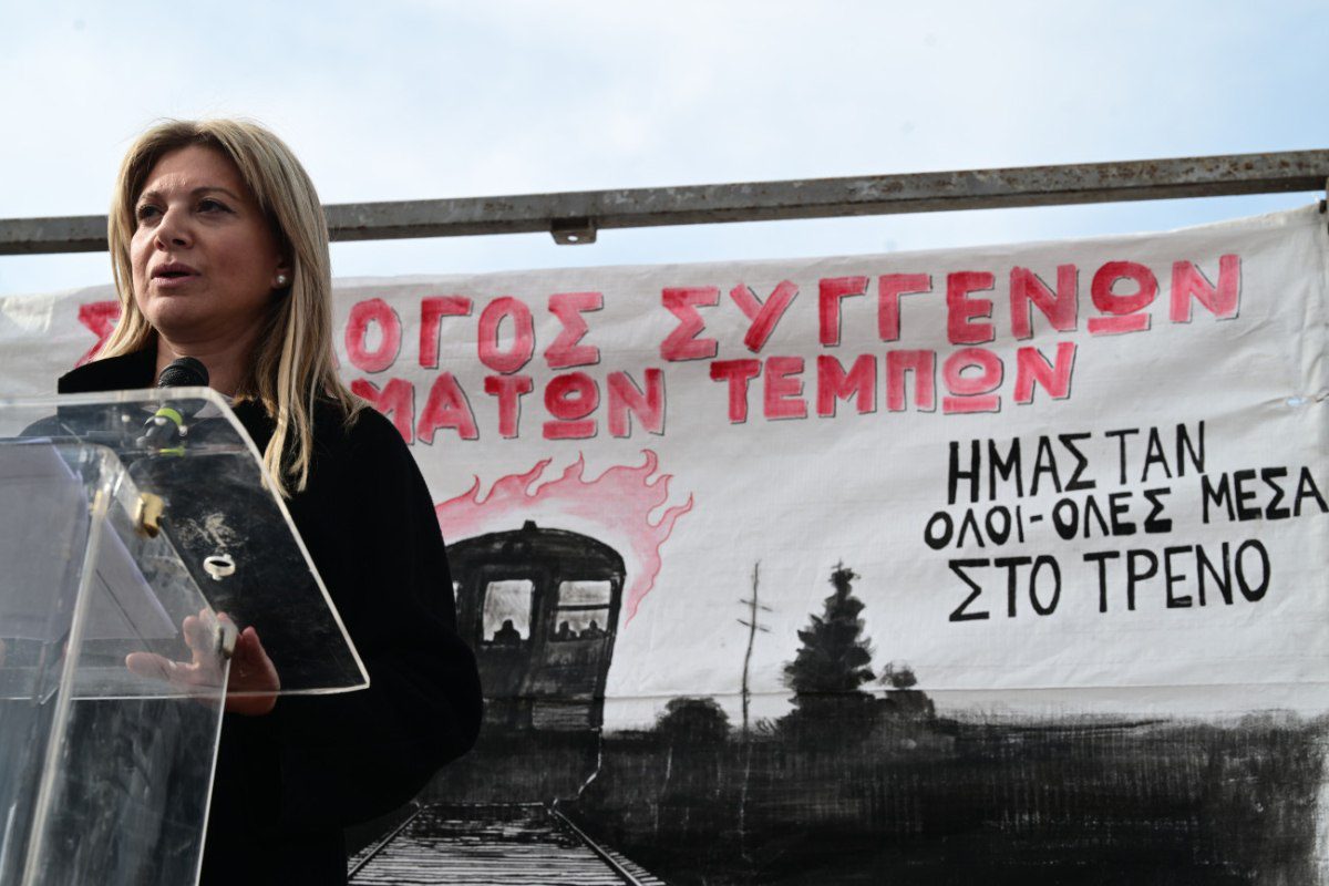 Ξέσπασμα Καρυστιανού: Η δημοκρατία μας δεν κινδυνεύει απλά. Έχει καταργηθεί…