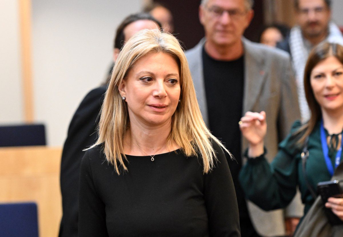 Μαρία Καρυστιανού: Τη Δευτέρα στη Βουλή οι 1,3 εκατ. υπογραφές – Να πάρουμε πίσω το οξυγόνο