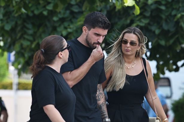 Συγκλονιστικός Ρούμπεν Νέβες: Έπαιξε με την Αλ Χιλάλ και έφυγε αμέσως για να βρεθεί στην κηδεία του Ζότα (pics)
