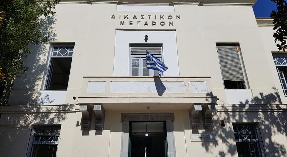 Βόλος: Ελεύθερος ο δημοσιογράφος που φέρεται να εκβίασε την Ζέττα Μακρή – Τι είπε για τα χρήματα