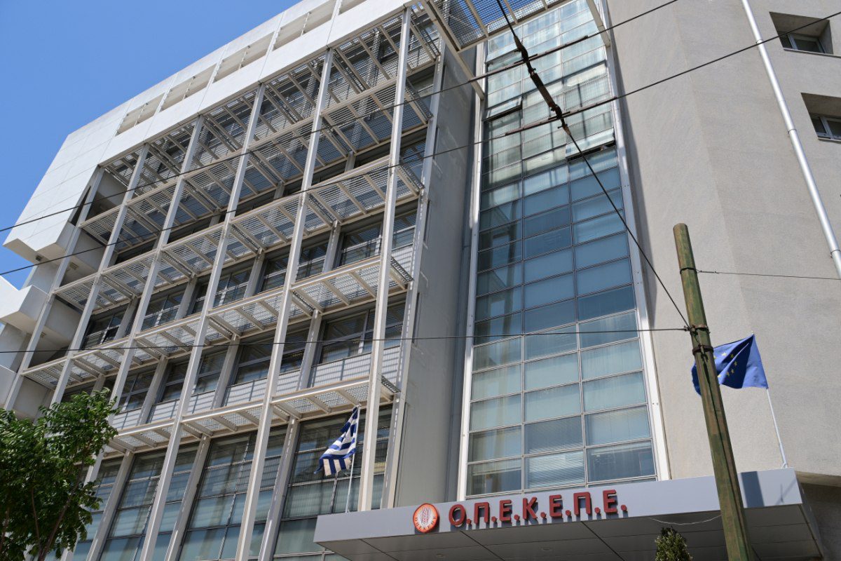 ΟΠΕΚΕΠΕ: Έφοδος της Δίωξης Οικονομικού Εγκλήματος – Μαζί με Ευρωπαίο εισαγγελέα