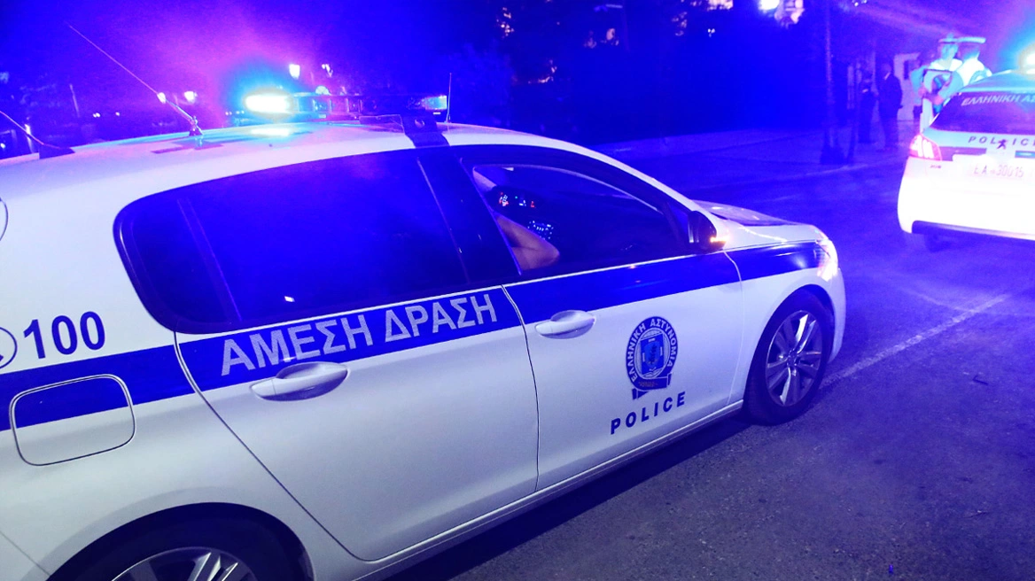 Ελούντα: Ηλικιωμένος απειλούσε να πηδήξει από μπαλκόνι