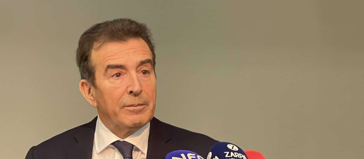 Μ.Χρυσοχοϊδης: “Βραχιολάκι για όσους έχουν περιοριστικά μέτρα για ενδοοικογενειακή βία” – Πολλά λάθη στη δολοφονία της Κυριακής Γρίβα”