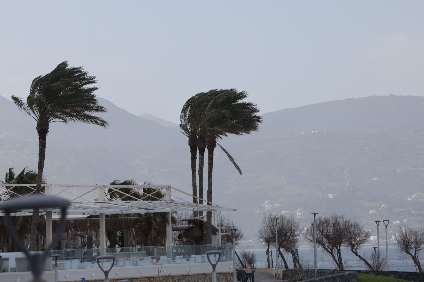 Καιρός: Εισβολή αφρικανικής σκόνης στην Κρήτη – Πότε κορυφώνεται το φαινόμενο;