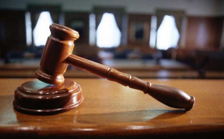 Μάρτυρας επιτέθηκε σε δικηγόρο την ώρα της δίκης – Καταδικάζει το περιστατικό βίας ο  Δικηγορικός Σύλλογος Ρεθύμνου
