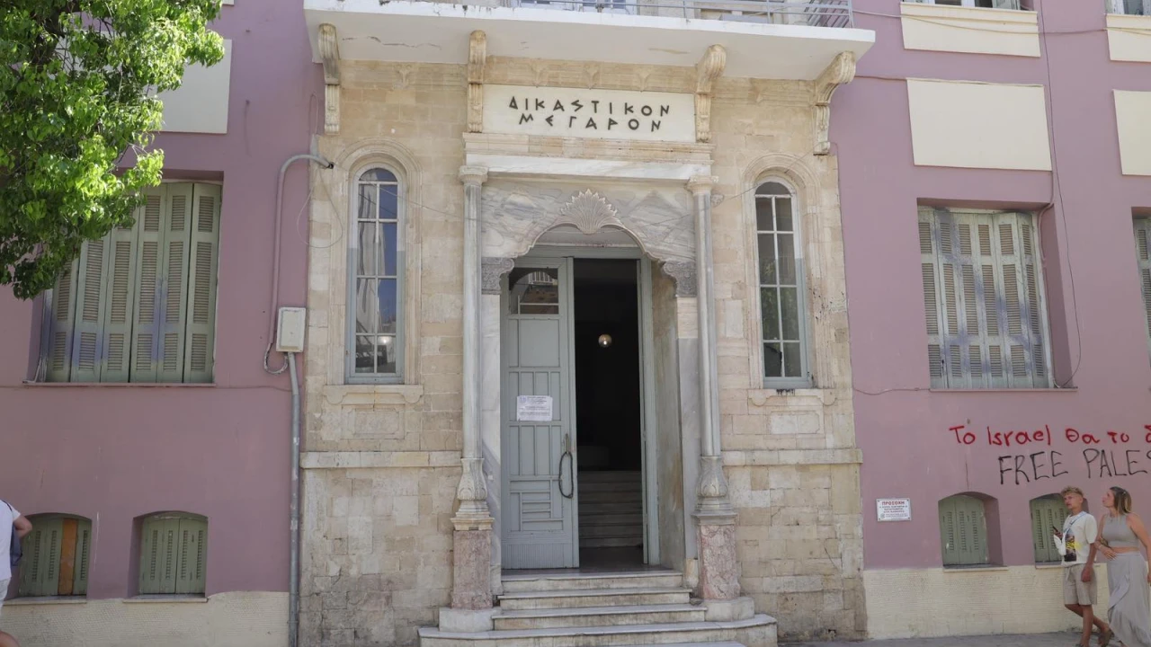 Ένταση στα Δικαστήρια για τον 47χρονο και την παράσυρση συγχωριανού στη Γόρτυνα