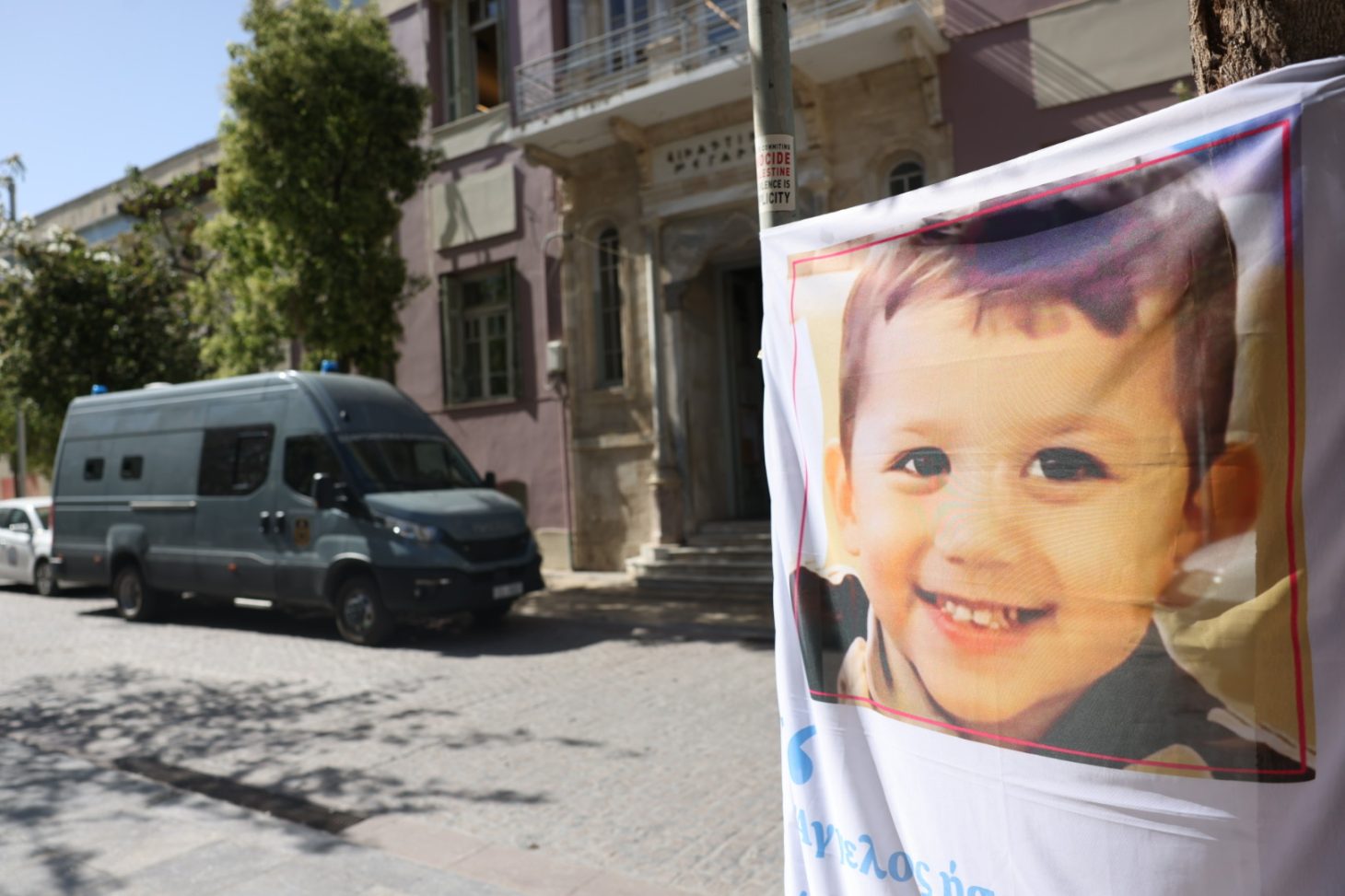 Δίκη για τον μικρό Άγγελο στο Ηράκλειο: Συνεχίζεται με τις καταθέσεις διασωστών και γιατρών