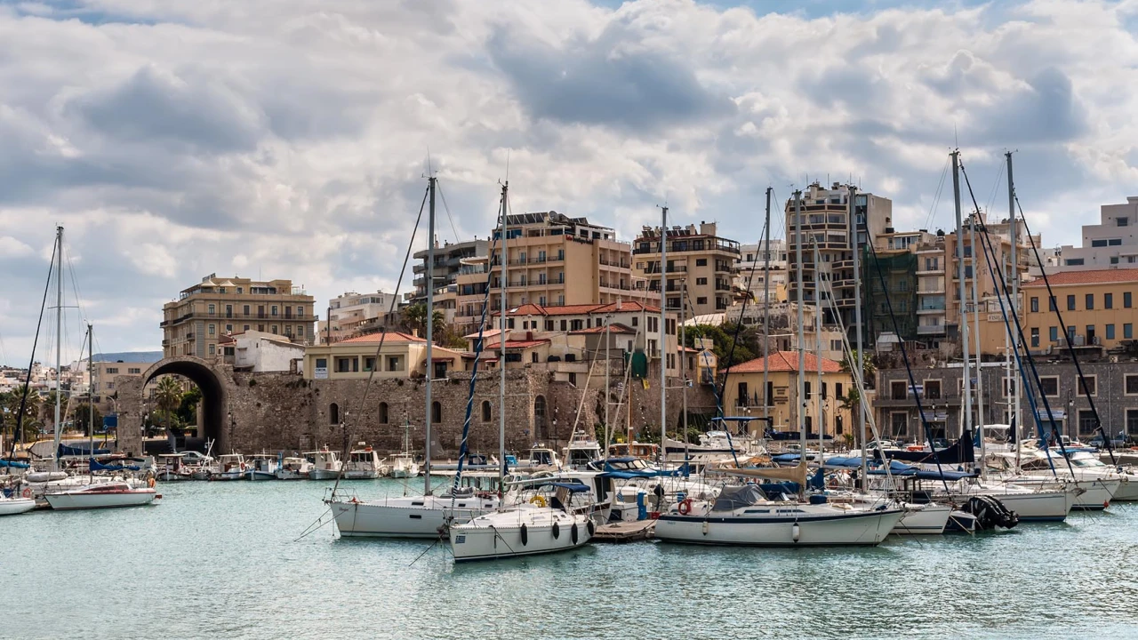 Στην Κρήτη οι υψηλότερες θερμοκρασίες της χώρας – Πάνω από 30 βαθμούς σε Κίσσαμο, Αλικιανό και Βουκολιές