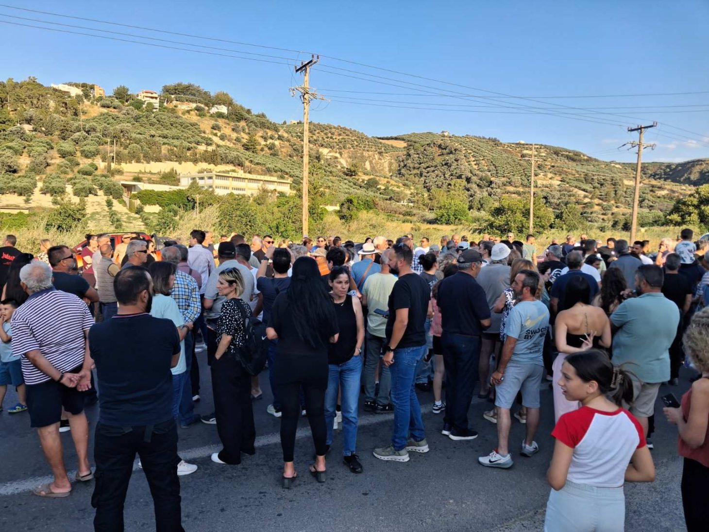 Νέα διαμαρτυρία κατά της δομής μεταναστών στους Αθανάτους