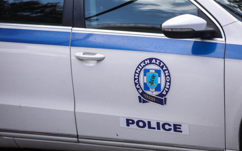 Σοκ στο Ηράκλειο: Νεκρή 34χρονη στα κρατητήρια πριν από τη δίκη για την υπόθεση του νεογέννητου που πέταξε στα σκουπίδια