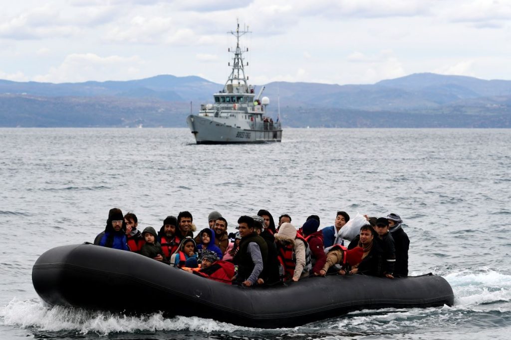Διπλές συγκεντρώσεις σήμερα στο Ηράκλειο για το μεταναστευτικό ζήτημα