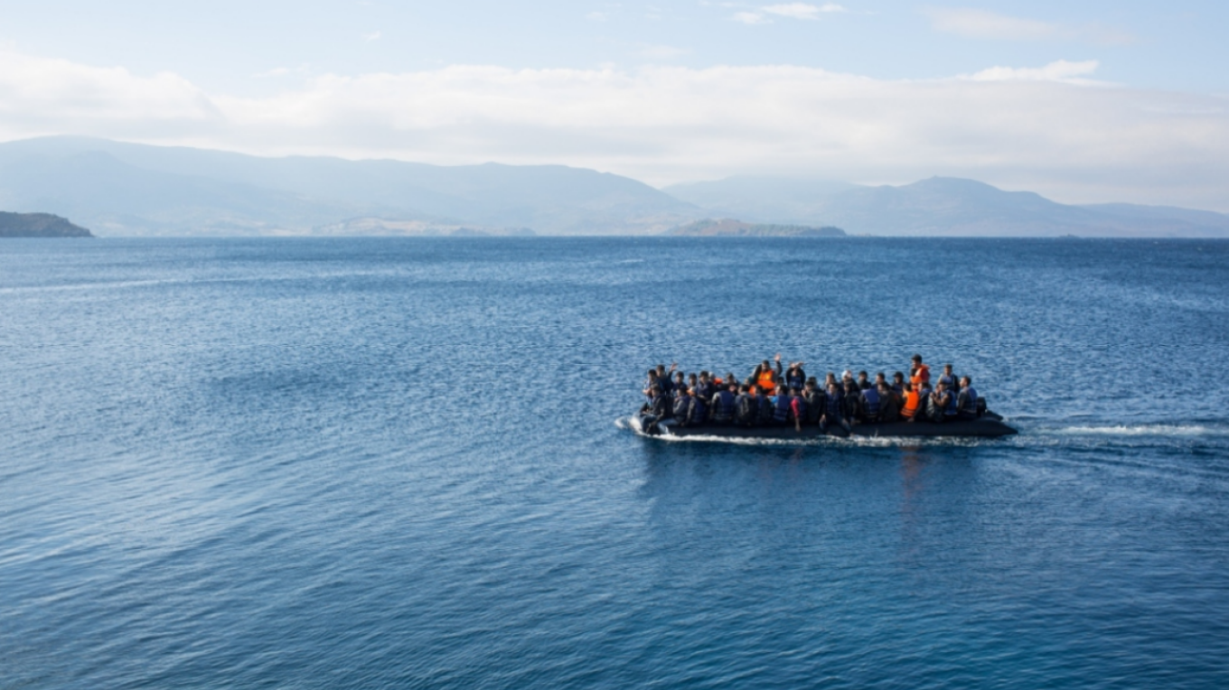 Διασώθηκαν 32 μετανάστες ανοιχτά της Γαύδου – Μεταφέρονται στα Χανιά
