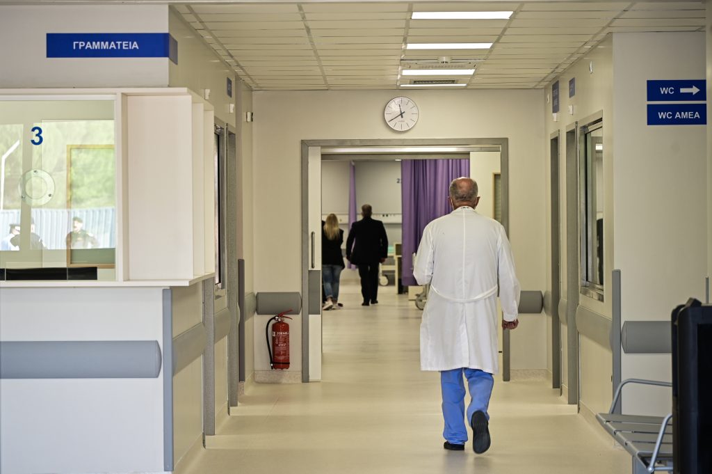 Ηράκλειο: Σύλληψη 47χρονης μετά από επεισόδιο σε δημόσια δομή υγείας