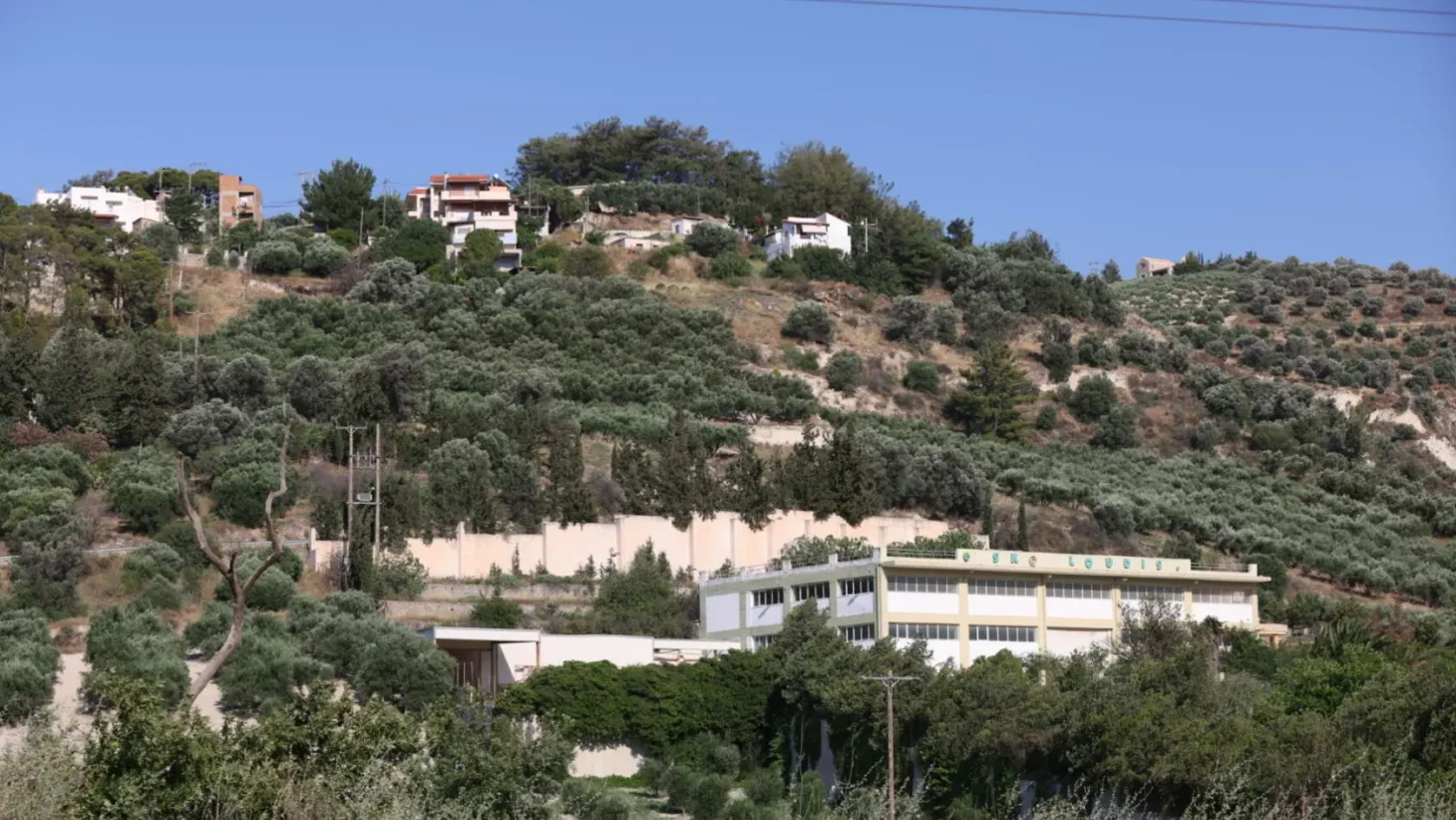 Ηράκλειο: Νέο κάλεσμα για τη δομή μεταναστών στο πρώην εργοστάσιο Σκουλούδη – Συγκέντρωση στην Πλατεία Ελευθερίας