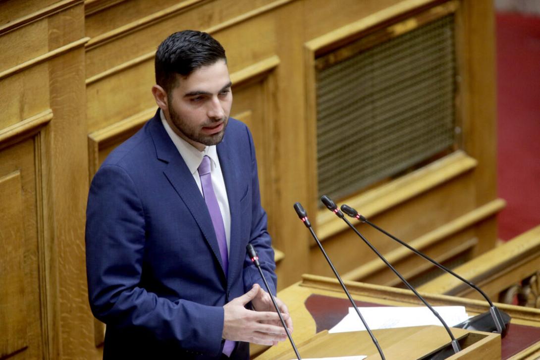 Στη Βουλή από τον Κωνσταντίνο Κεφαλογιάννη το θέμα της ελάχιστης απόστασης στα τραπεζοκαθίσματα