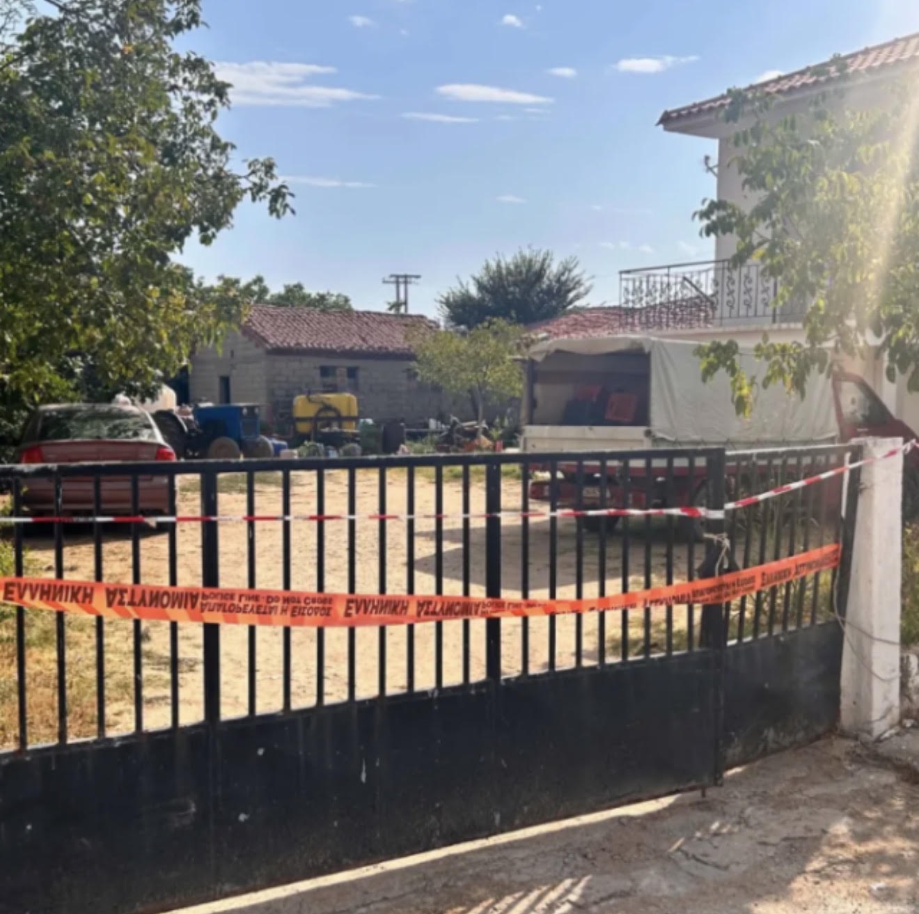 Είχε συλληφθεί στην Κρήτη μετά από μήνυση της συζύγου του – Τώρα τη δολοφόνησε στη Ροδό