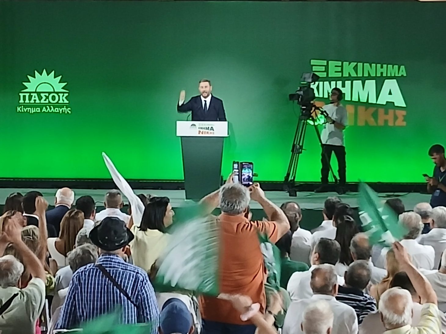 Ηράκλειο: «Ξεκίνημα Νίκης» από τον Νίκο Ανδρουλάκη – Live από την Πλατεία Ελευθερίας